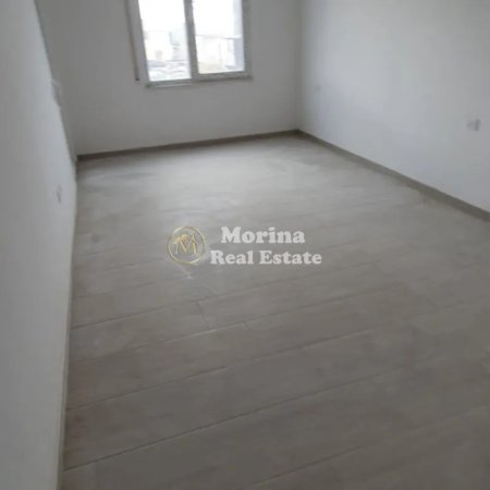Tirane, jepet me qera apartament 2+1 Kati 2, 190 m² 1.700 € (Shkoze)