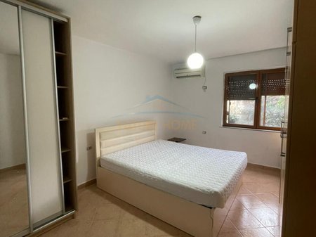 Tirane, shitet apartament 1+1 Kati 4, 49 m² 125.000 € (SHKOLLA E BALETIT)