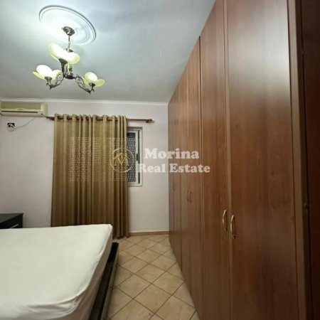 Tirane, jepet me qera apartament 1+1 Kati 3, 50 m² 500 € (Rruga e Barrikadave)