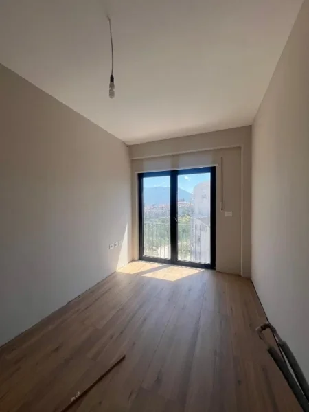 Tirane, shitet 3+1 , 124 m² 221.000 € 