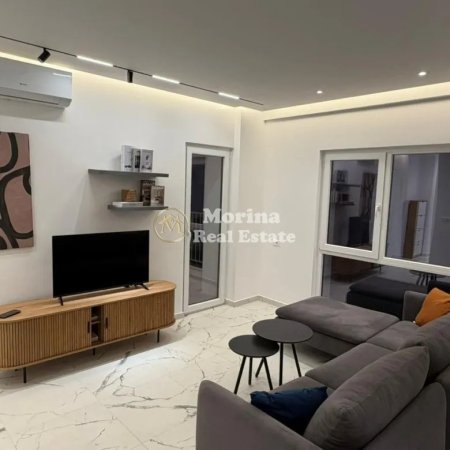 Tirane, jepet me qera apartament 1+1 Kati 6, 70 m² 730 € (Zogu i Zi)