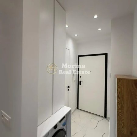Tirane, jepet me qera apartament 1+1 Kati 6, 70 m² 730 € (Zogu i Zi)