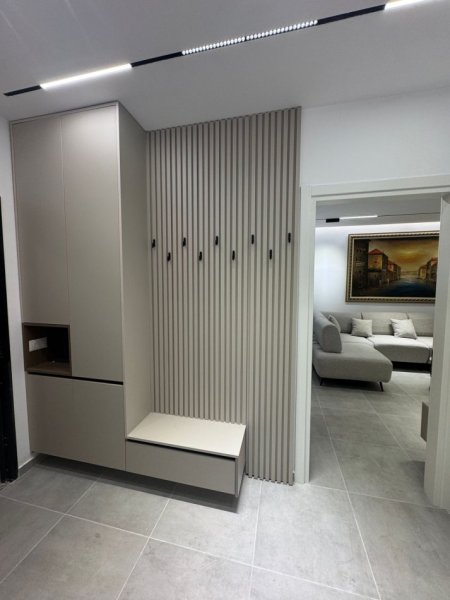 Tirane, jepet me qera apartament 1+1 Kati 3, 64 m² 600 € (kompleksi oassis)