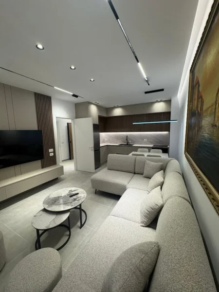 Tirane, jepet me qera apartament 1+1 Kati 3, 64 m² 600 € (kompleksi oassis)