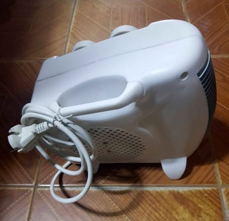 Lushnje, shes Ngrohësin elektrik . 9 mij lek te vjetra