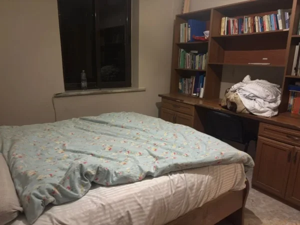 Tirane, jepet me qera apartament 1+1+Ballkon Kati 3, 65 m² 450 € (Farmacia 10)