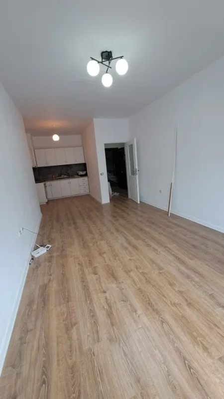 Tirane, jepet me qera apartament 1+1 Kati 6, 65 m² 420 € (Astir)