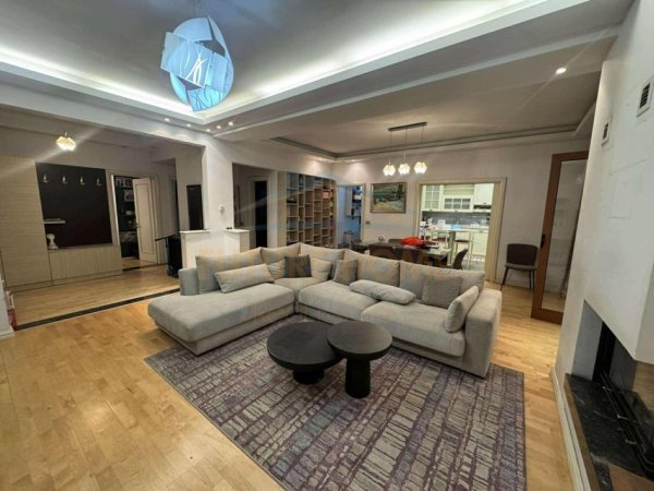 Tirane, shitet apartament 2+1+Aneks+Ballkon Kati 7, 151 m² 460.000 € (Rruga myslym shyri)