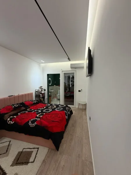 Tirane, shitet apartament 2+1+2+Ballkon , 109 m² 160.000 € (Misto Mame)