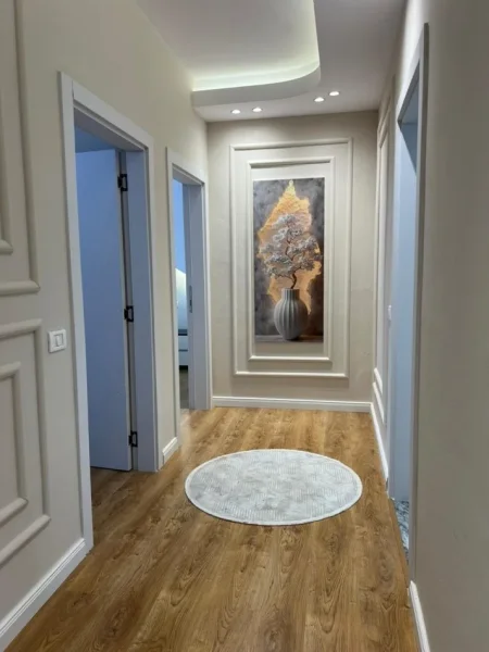 Tirane, shitet apartament 2+1 Kati 1, 107 m² 173.000 € (UNAZA E RE)