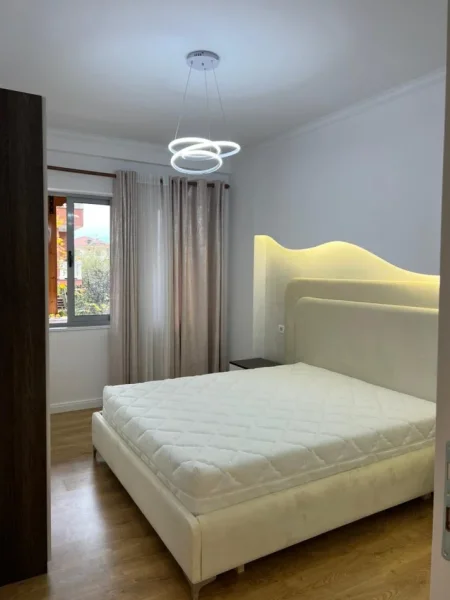 Tirane, shitet apartament 2+1 Kati 1, 107 m² 173.000 € (UNAZA E RE)