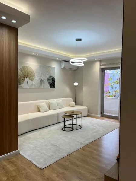 Tirane, shitet apartament 2+1 Kati 1, 107 m² 173.000 € (UNAZA E RE)