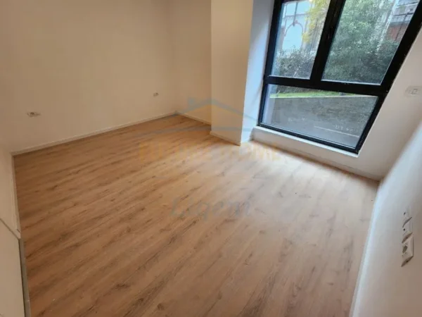 Tirane, shes apartament 1+1+Aneks+Ballkon Kati 2, 93 m² 203.500 € (KOPSHTI ZOLOGJIK KOMPLEKSI SALILLARI)