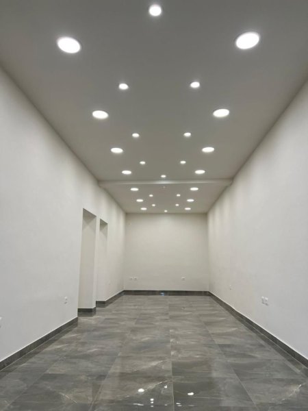 Tirane, shitet ambjent biznesi Kati 0, 70 m² 470.000 € (Stadiumi Dinamo)