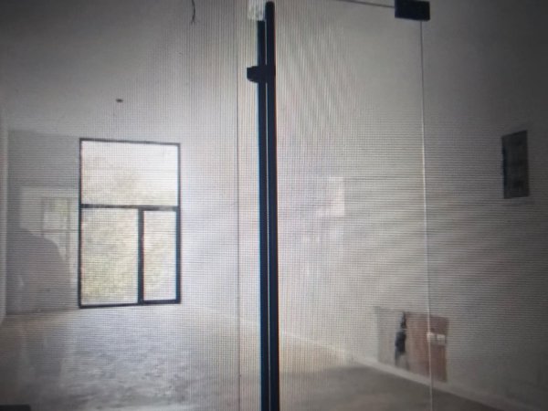 Tirane, jepet me qera ambjent biznesi Kati 1, 85 m² 1.200 € (GARDEN BUILDING)