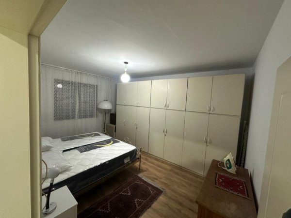 Tirane, jepet me qera apartament 2+1 Kati 5, 70 m² 520 € (Porcelan /Rruga Hysen Gjura)