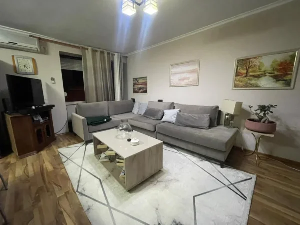 Qera, Apartament 1+1, Rruga Bardhyl, Tiranë.
