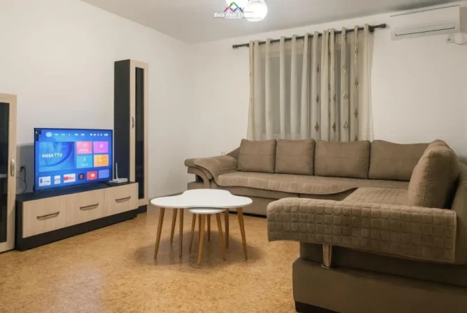 Tirane, jepet me qera apartament 1+1 Kati 4, 56 m² 450 € (Rruga Idriz Dollaku)