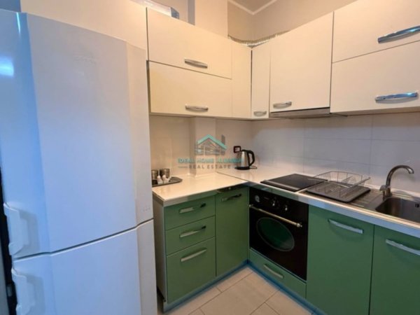 Vlore, shitet apartament 1+1+Ballkon Kati 2, 68 m² 155.000 € (Lungomare)