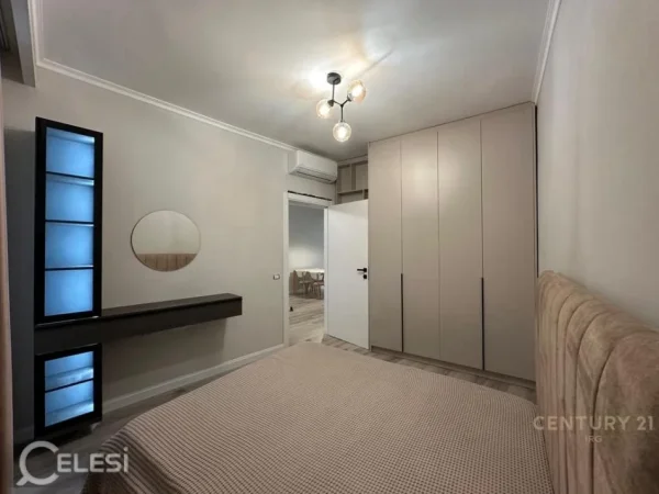 JEPET APARTAMENT 1+1 ME QERA AFËR TEG , Rose Garden Residence, , 680 €URO