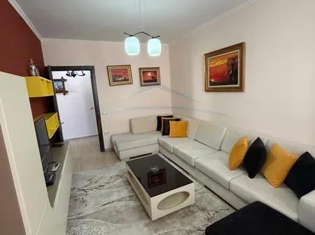 Qera, Apartament 1+1, Fresk, Tirane.