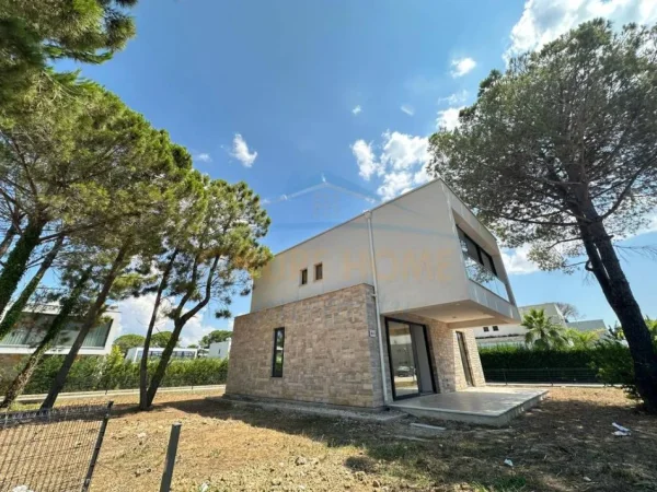 Gjiri Lalezit | Hamallaj, shitet Vile , 220 m² 1.200.000 € (San Pietro Residence)