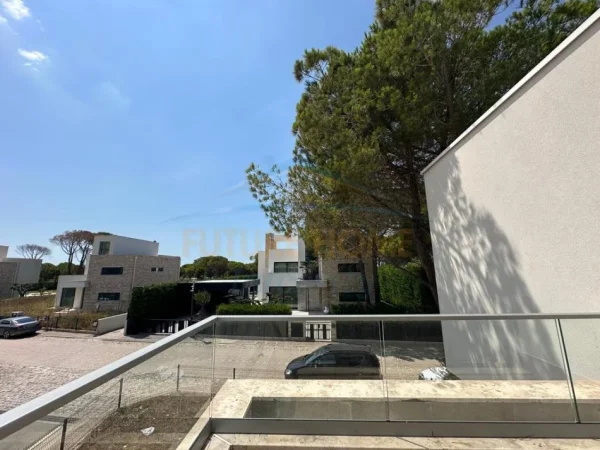 Gjiri Lalezit | Hamallaj, shitet Vile , 220 m² 1.200.000 € (San Pietro Residence)