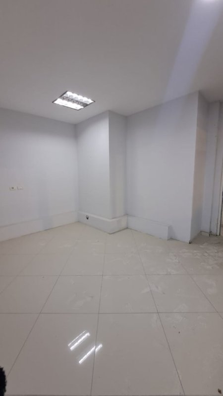 Tirane, jepet me qera ambjent biznesi , 160 m² 2.000 € (ASTIR)