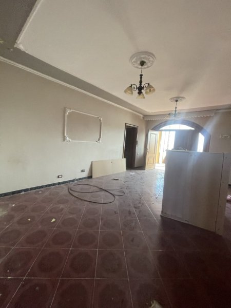 Kavaje, shitet Vile 3 Katshe , 480 m² 196.000 € (Rruga Abdurrahim Sedja)