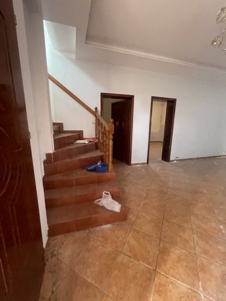 Kavaje, shitet Vile 3 Katshe , 480 m² 196.000 € (Rruga Abdurrahim Sedja)