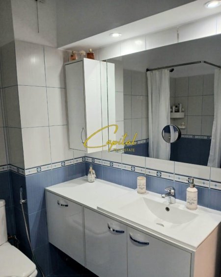 Tirane, jepet me qera apartament 2+1 Kati 2, 87 m² 520 € (FRESKU)