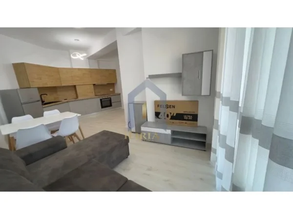 jepet me qera Kati 6, 570 € ASTIR 2+1