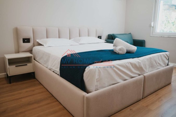 Tirane, jepet me qera garsonier 1+1 Kati 3, 30 m² 1.100 € (Myslym Shyri)