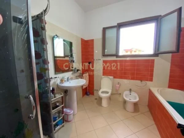 Durres, shitet Vile 1 Katshe , 830 m² 95.000 €