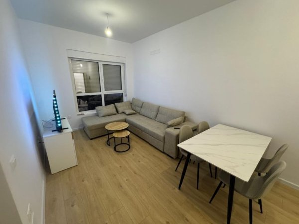 Tirane, jepet me qera apartament 1+1 Kati 7, 450 € 