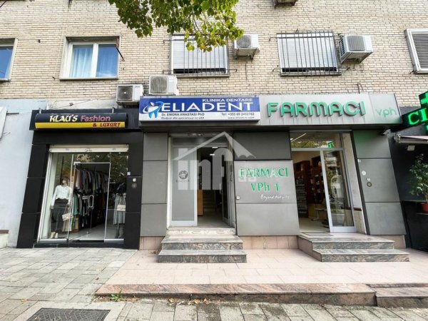 Tirane, jepet me qera ambjent biznesi Kati 0, 90 m² 1.000 € (RRUGA “ARKITEKT KASEMI”, TE BRRYLI)