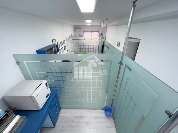 Tirane, jepet me qera ambjent biznesi Kati 0, 90 m² 1.000 € (RRUGA “ARKITEKT KASEMI”, TE BRRYLI)