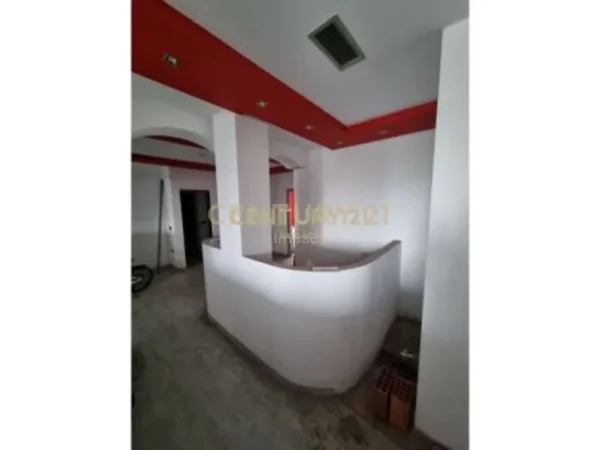 Tirane, shes zyre Kati 1, 151 m² 216.000 € (Terminali i Autobusave Tirana Albania)