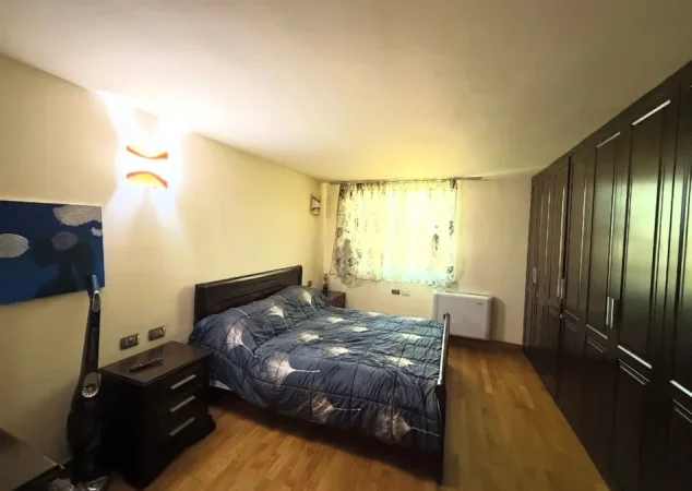 Tirane, jepet me qera apartament+verande | Penthouse 3+1 Kati 5, 120 m² 1.500 € (RRUGA HAMDI SINA)