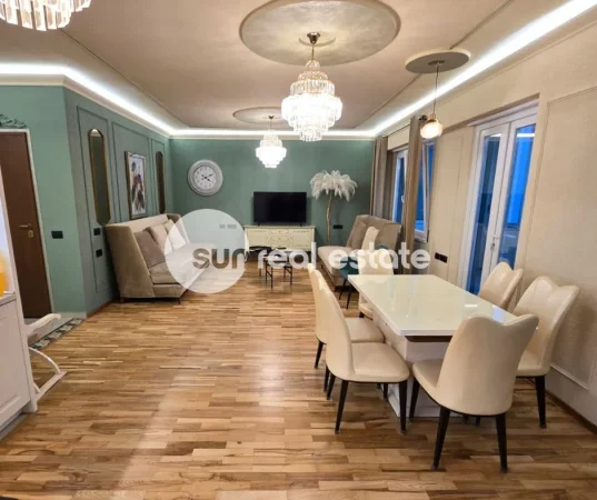 Shkoder, jepet me qera apartament 1+1+Ballkon Kati 4, 106 m² 500 € (DERGUT)