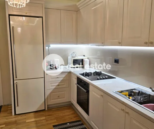 Shkoder, jepet me qera apartament 1+1+Ballkon Kati 4, 106 m² 500 € (DERGUT)