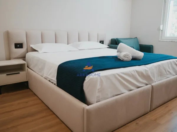 Tirane, jepet me qera apartament 1+1 Kati 6, 30 m² 1.143 € 