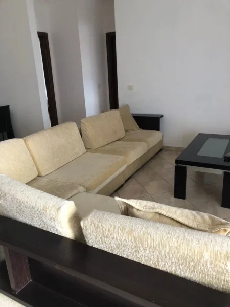 Tirane, jepet me qera apartament 2+1+Ballkon Kati 5, 115 m² 500 € (Rruga Rrapo Hekali, Prane Fondacionit Eleonor, Tirane.)