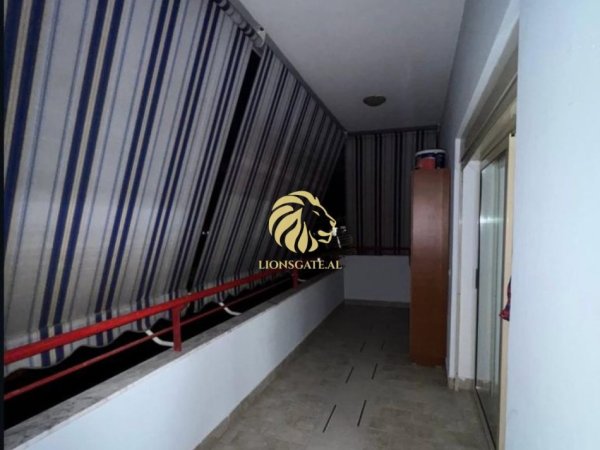 Tirane, jepet me qera apartament 2+1 , 78 m² 600 € (Harry Fultz)