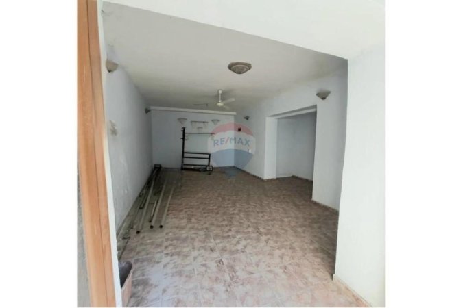 Vlore, shitet ambjent biznesi Kati 0, 65 m² 75.000 € (Rruga Ali Demi)