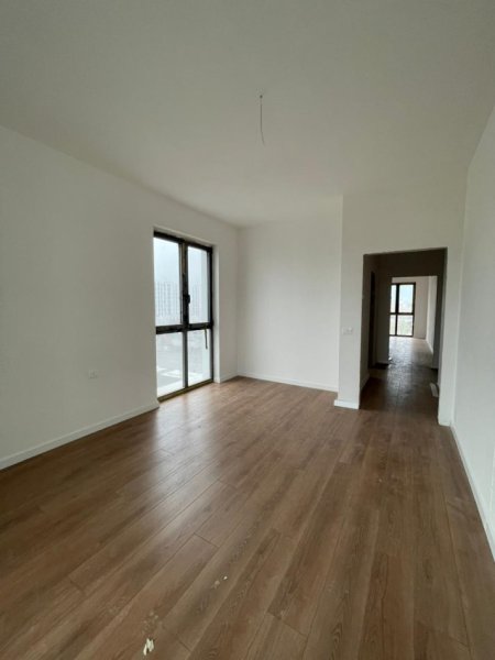 Tirane, shes apartament 2+1 , 110 m² 164.000 € (Ish dogana)