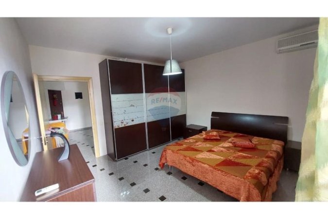 Tirane, jepet me qera apartament 2+1 Kati 4, 90 m² 560 € (Irfan Tomini)