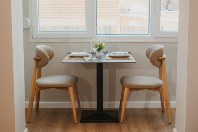 Tirane, jepet me qera garsonier Kati 3, 60 m² 