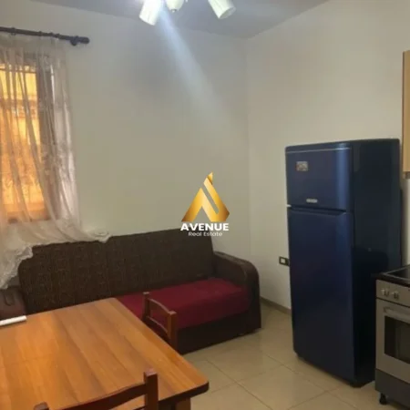 Tirane, jepet me qera apartament 1+1 Kati 0, 44 m² 330 € (bulevardi i ri)