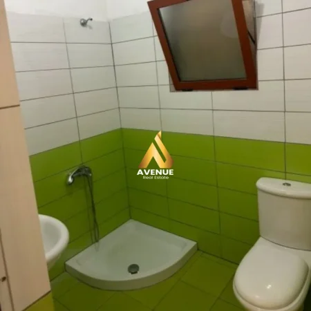 Tirane, jepet me qera apartament 1+1 Kati 0, 44 m² 330 € (bulevardi i ri)